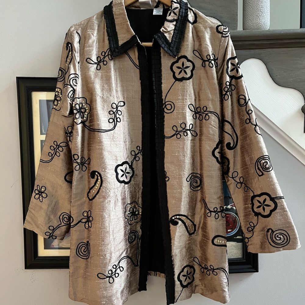 Bleu Bayou Tan & Black Silk Embroidered Jacket sz M EUC